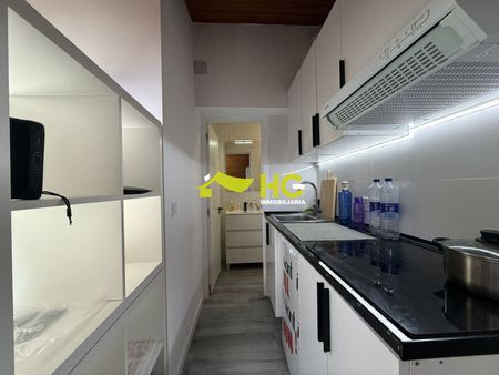 Alquiler Apartamento en Centro - Cortes, Madrid - Photo 5