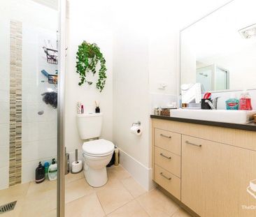 PREFECT LOCATION + MODERN STYLE HOME - Photo 6