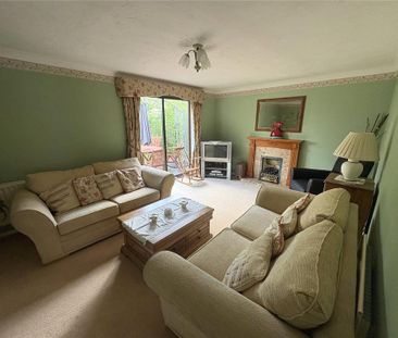 4 bedroom detached house to rent - Photo 2