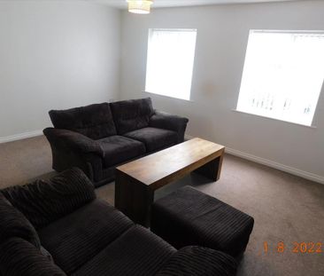 3 bedroom terraced house to rent - Photo 5