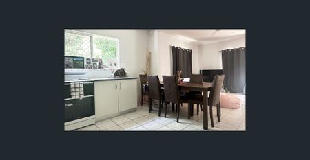 Beachside Townhouse - Wongaling Beach - Photo 2