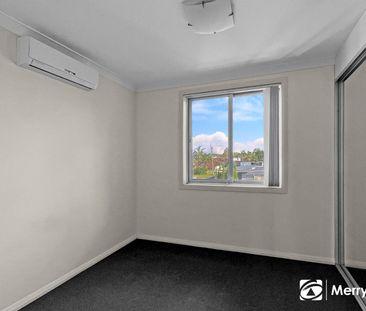 Spacious townhouse with lots to offer - Photo 1