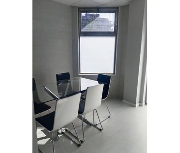 Apartamento de alquiler en Calle Venerables, Los Vadillos - R. Sani... - Photo 3