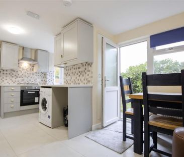 5 bedroom house to rent - Photo 1