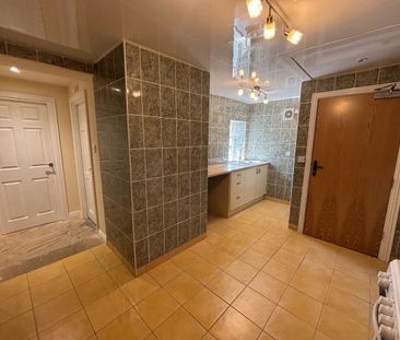 Chatsworth Road, Chesterfield, S40 - Photo 3