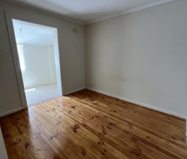 18 KRAMER STREET, WHYALLA NORRIE - Photo 2