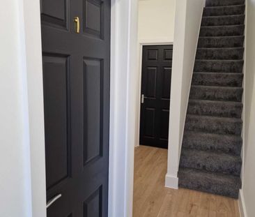 Special Cashback Offer! £100.00 Room 4, Colchester Road, Southend O... - Photo 6