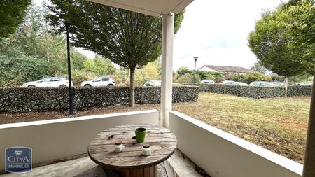 Location Appartement 2 pièces 47m² CAUSSADE 82300 - Photo 5
