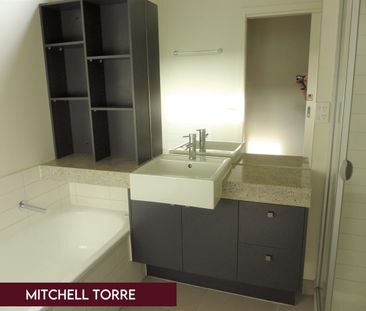 SECURE APARTMENT - WALK TO THE BEACH ! - Photo 4