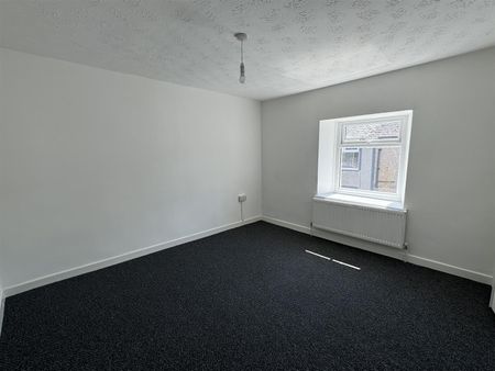 House For Rent King Street, Tredegar - Photo 4