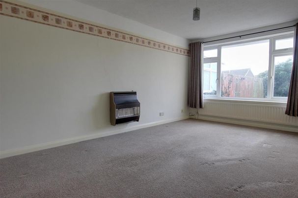 2 bedroom bungalow to rent - Photo 1