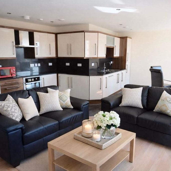 4 bedroom apartment to rent - Photo 1