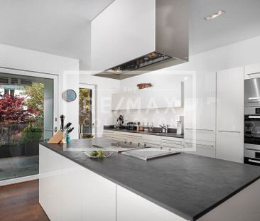 Luxuriöse 4.5-Zimmer-Gartenwohnung mit privatem Gartenparadies und ... - Photo 1