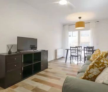 Room in a shared 2-bedroom apartment for rent in Quintana, no restrictions - Foto 4