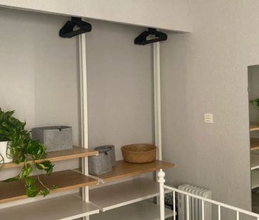 Room in shared apartment in Alicante (Alacant) - Photo 1