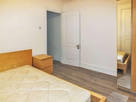 Mile End Road, London, E3 - Photo 5