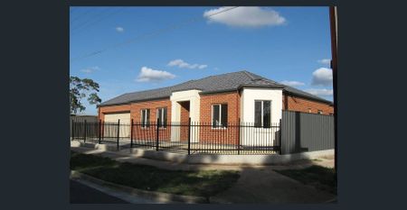 Well Presented home in fantastic location!! - Photo 5