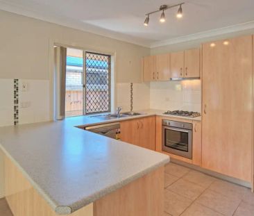 31 Riverside Crescent, Springfield Lakes QLD 4300 - Photo 5