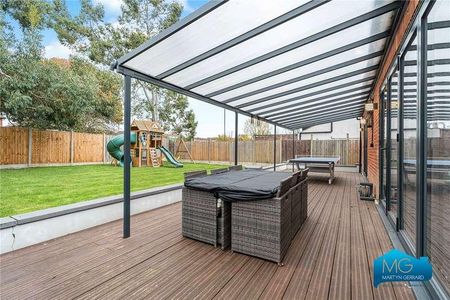 Fairholme Gardens, Finchley, N3 - Photo 5