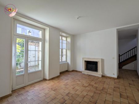 Location Maison 6 pièces 136m² COGNAC 16100 - Photo 5