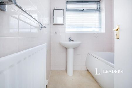 2 bedroom detached house to rent - Photo 3