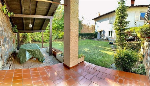 Appartamento di 4.5 locali con giardino privato a Pazzallo - Foto 1