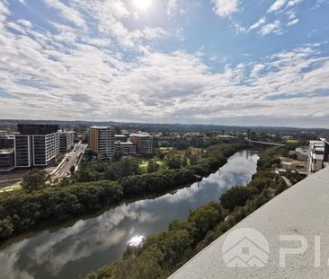 Exclusive Penthouse Apartment, Spectacular Views, Riverbank Location!! - Photo 1