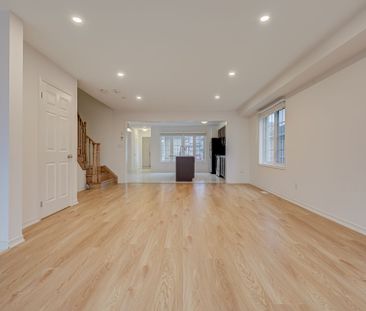 For Lease - 166 Britannia Avenue, Oshawa, Ontario - Photo 2