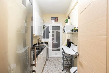 Piso de alquiler en Carrer de la Riera Blanca, La Torrassa - Foto 3