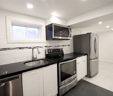 For Lease - 122 Longford Drive Unit# Basement, Newmarket, Ontario - Photo 2