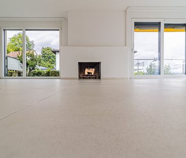 Helle 4.5-Zimmer-Wohnung mit Seesicht und Balkon in Rüschlikon - Photo 1