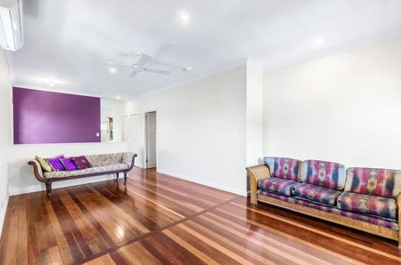 665 Old Cleveland Road, Camp Hill QLD 4152 - House For Rent | Domain - Photo 5