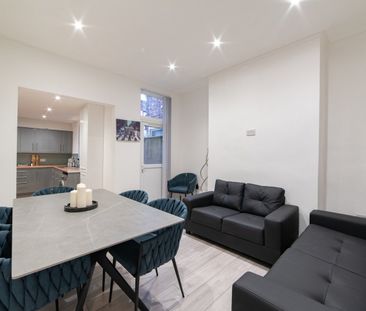 Room in a Shared House, Denebank Road, L4 - Photo 3