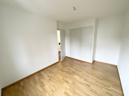 Charmant appartement de 3.5 pièces avec balcon - Photo 3