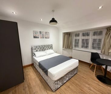 Room in a Shared House, Monks Park, HA9 - Photo 6