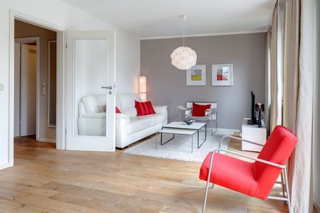 Forstenried: Unique 2.5-room apartment for rent - Photo 2