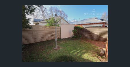 Charming Semi-Detached Home in Prime Wagga Location - Photo 5