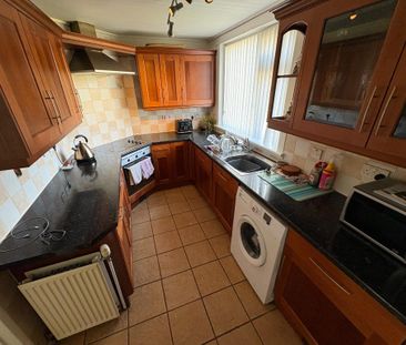 2 bedroom terraced house to rent - Photo 6