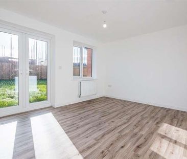 Alexandra Close, Grimsby, DN31 - Photo 2