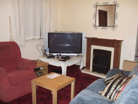 Spacious double room - 3 bed house - 1min walk from Fusehill St Campus - Photo 2
