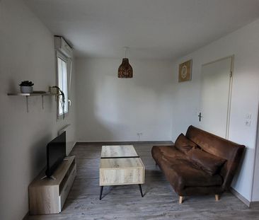 Location Appartement 2 pièces 51m² - Photo 2