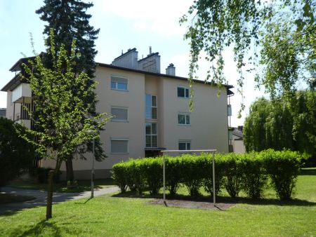 OBERTES GESCHOSS mit AUSBLICK: 2- Zimmerwohnung in TOPLAGE mit LOGGIA - Foto 4