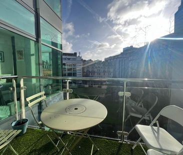 2 bedroom flat to rent - Photo 2