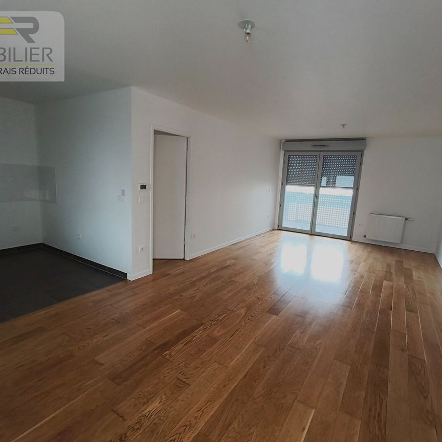Location Appartement 3 pièces 70m² - Photo 1