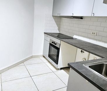 Location Appartement 3 pièces 74m² GONFARON 83590 - Photo 6