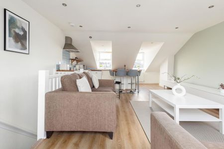 2 bedroom flat to rent - Photo 2