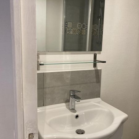 Location Appartement 1 pièce 20m² LISIEUX 14100 - Photo 4