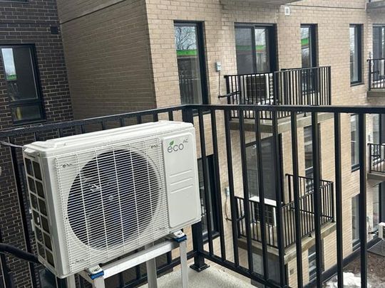 37 Boul. Brunswick - Photo 1