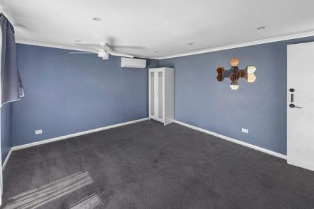 Comfort, Space & Easy-Care Living - Photo 3