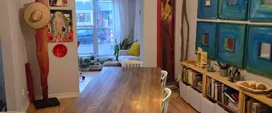 Charming Main Floor house - 2 bed, 1 bath, 1 parking - ALL INCLUSIVE UTILITES | 223 Fairview Avenue, Toronto - Photo 1